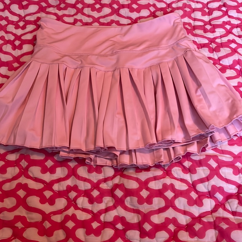 gold hinge skirt